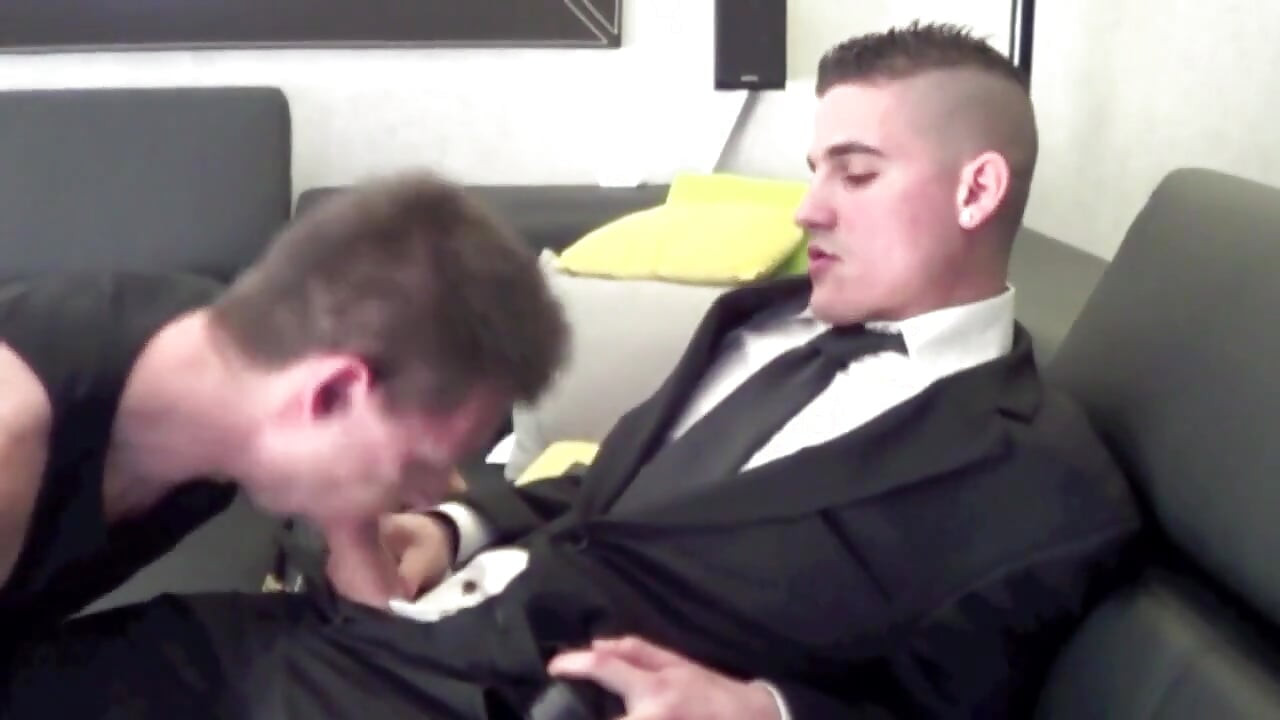 Arab jagne vale dvara chudaee, sabse achchhe dost oif malik