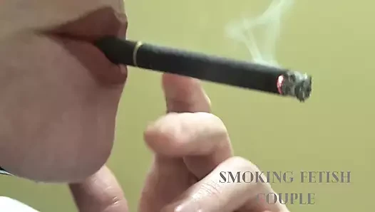Solo Smoking - What does smoking fetishists do in their intimacy?