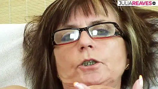 Horny grandma gets pussy stretched with massive strokes of dick