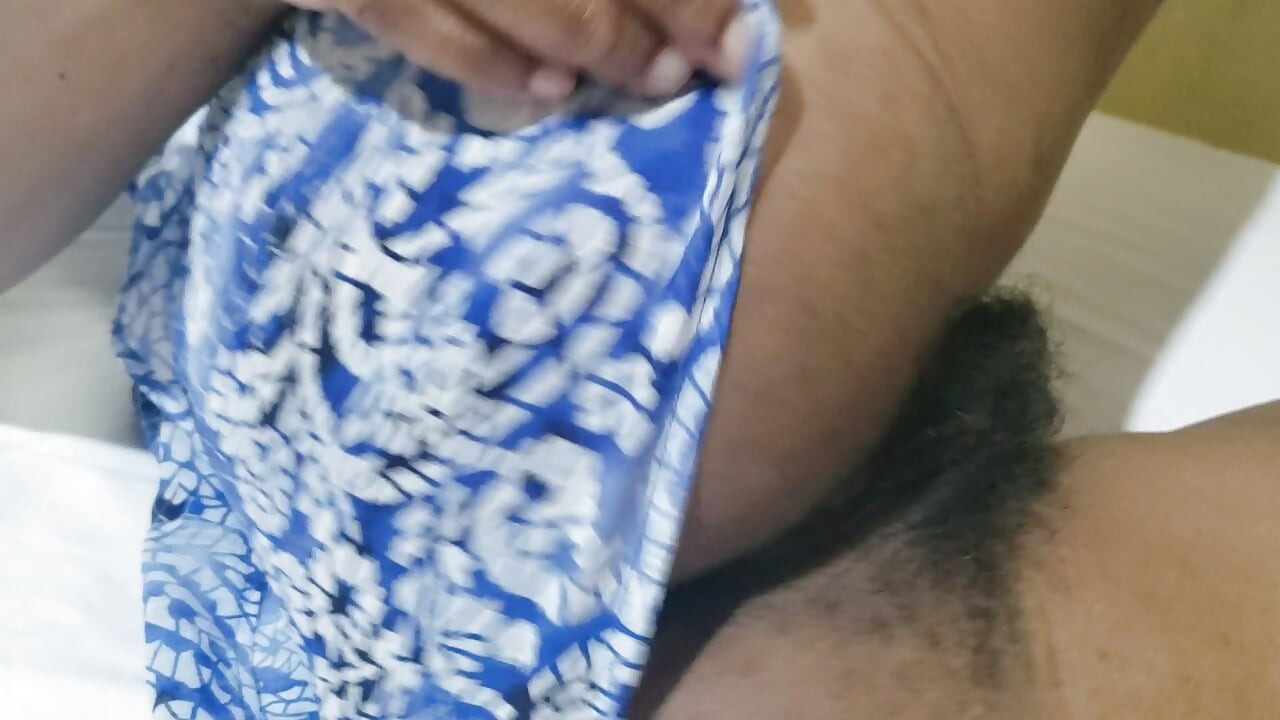 Vreau să fut curul mamei vitrege sexy