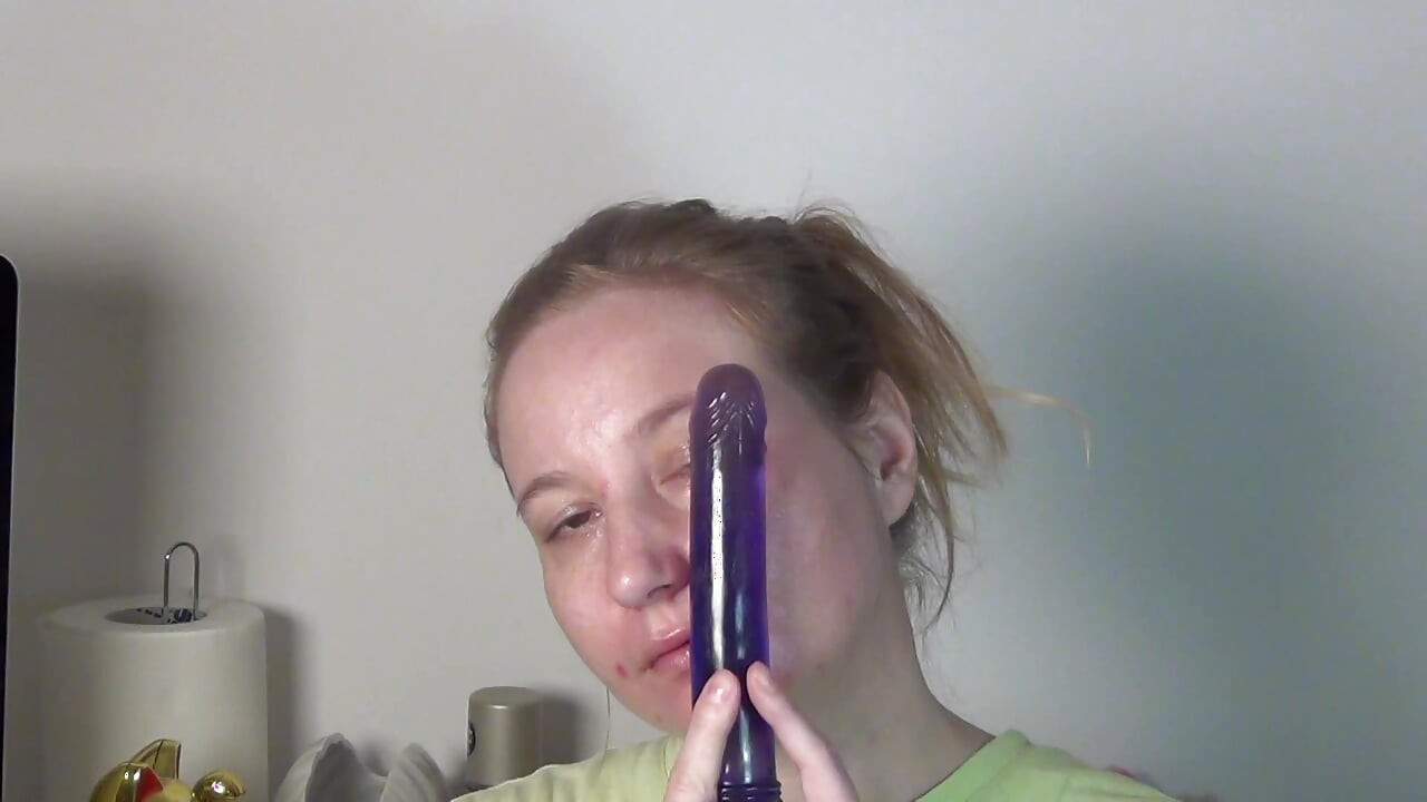 Massagem no rosto com vibrador