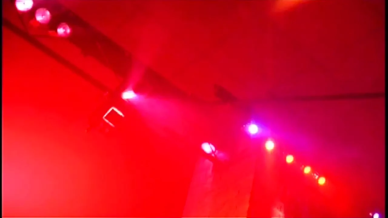 STRIP TEASE IN THE CLUB WITH FINAL BLOW JOB