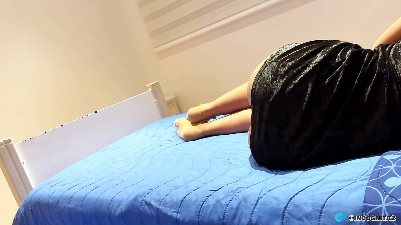 Dijelim sobu sa svojom polusestrom i jebem je