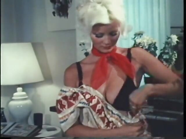 Vintage porno threesome with slut getting banged and creamed by two guys