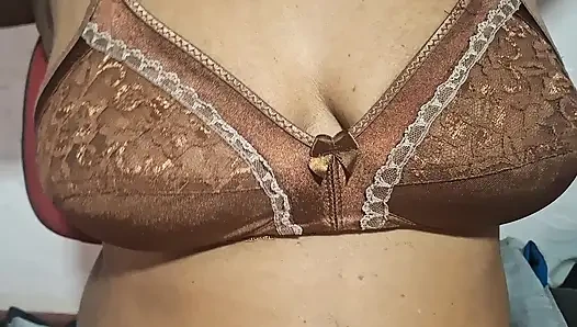 Hintli desi üvey annenin sırrı