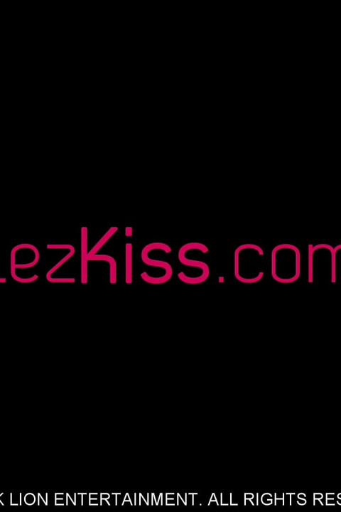 Lezkiss Hot Lesbians Makeout in Bedroom