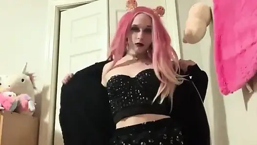 Striptiz ve biraz eğlence