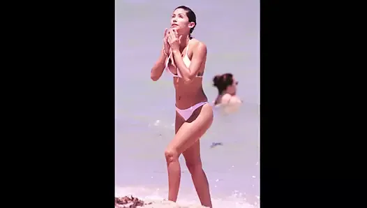 Alexandra Rodriguez - Miami Beach