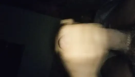Ölmassage und riesiger cumshot aus der hand meiner freundin