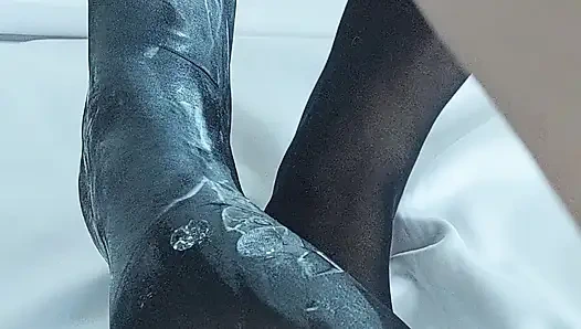 BLACK PANTYHOSE WITH LOTS OF COSMETICS