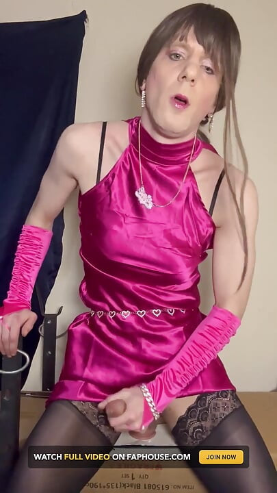 Jess Dildoya biniyor