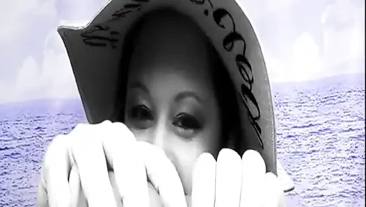 Pelatihan Sissy Boi di kamp 1