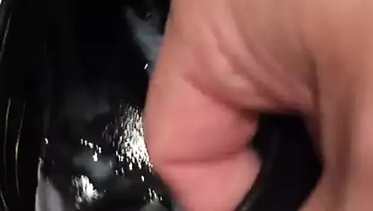serseri topuklarının içine boşalmak (ilk kez)