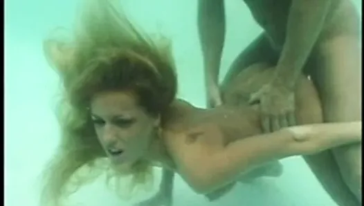 Sex Underwater - Robyn