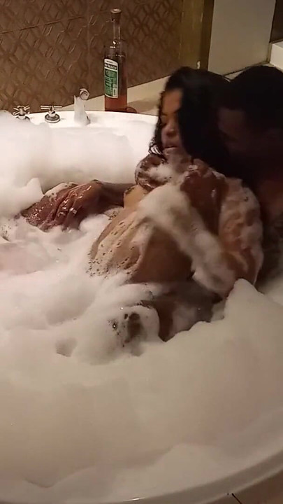 Memorable moment from "Esta chamita le doy tan rico que ya no aguanta sus piernas y se desploma  enlechadita le encanta que"