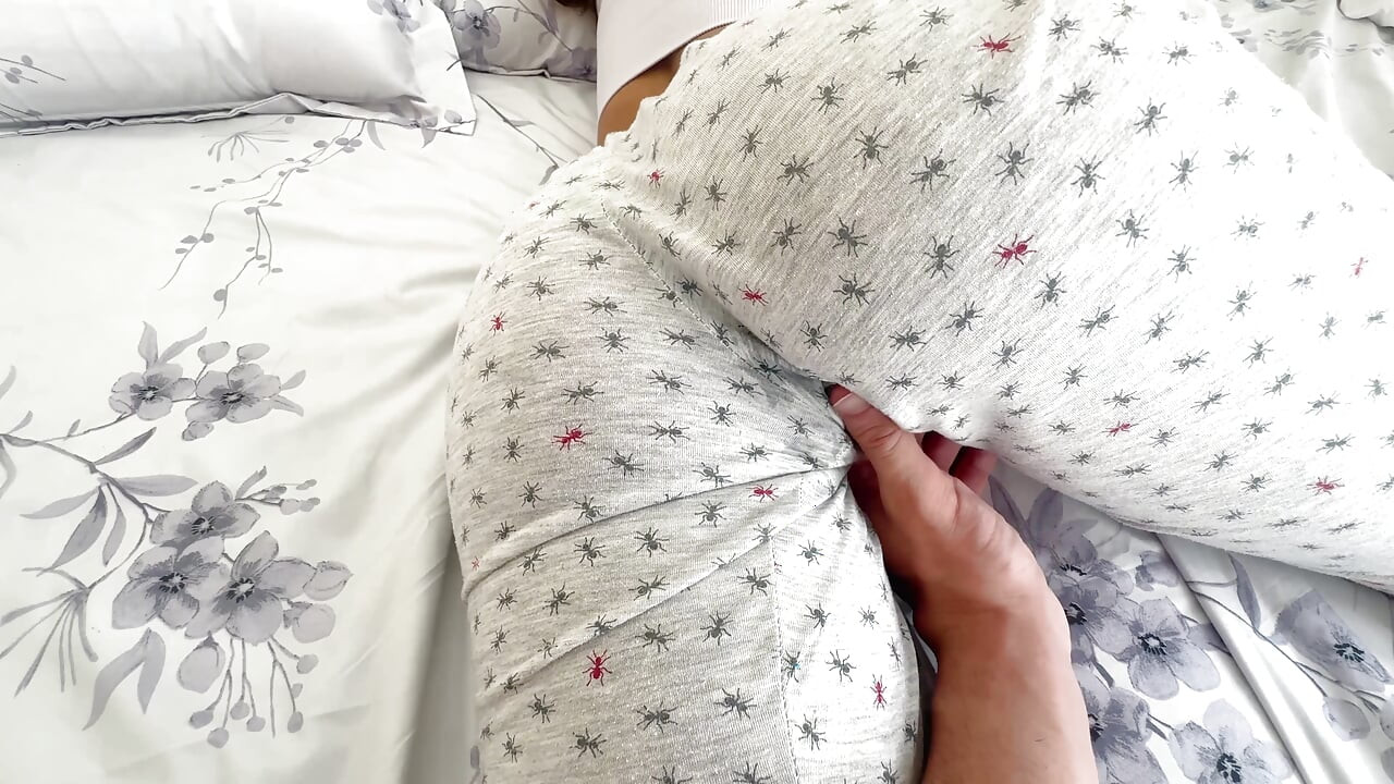 I always wanted to fuck my little stepdaughter. Now, I've got a chance