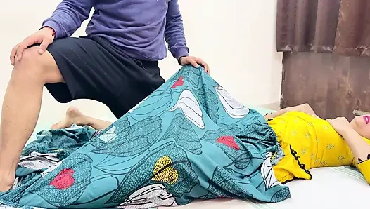 Üvey anne yanlış hapı alıyor ve sonunda ona cinsel artırıcı veriyor