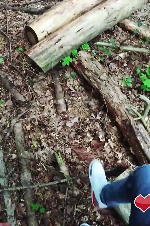Gorące ruchanie na świeżym powietrzu z Harleen van Hynten!  MILFhunting24
