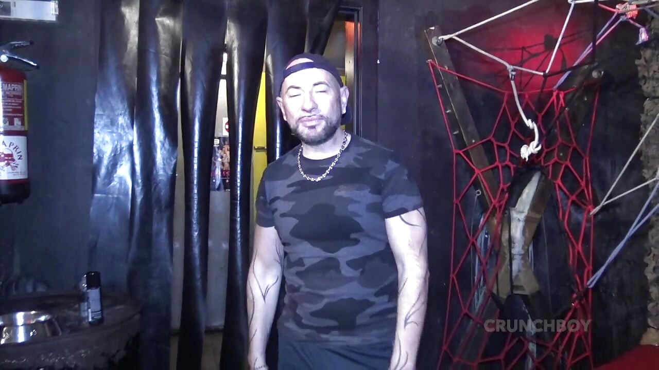 Der twink Nathan Luna wird von Vlad Castle roh benutzt