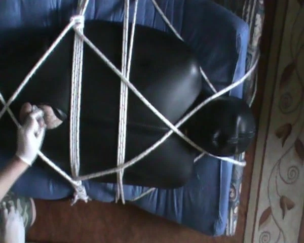 Enjoying in the neoprene bodybag - I