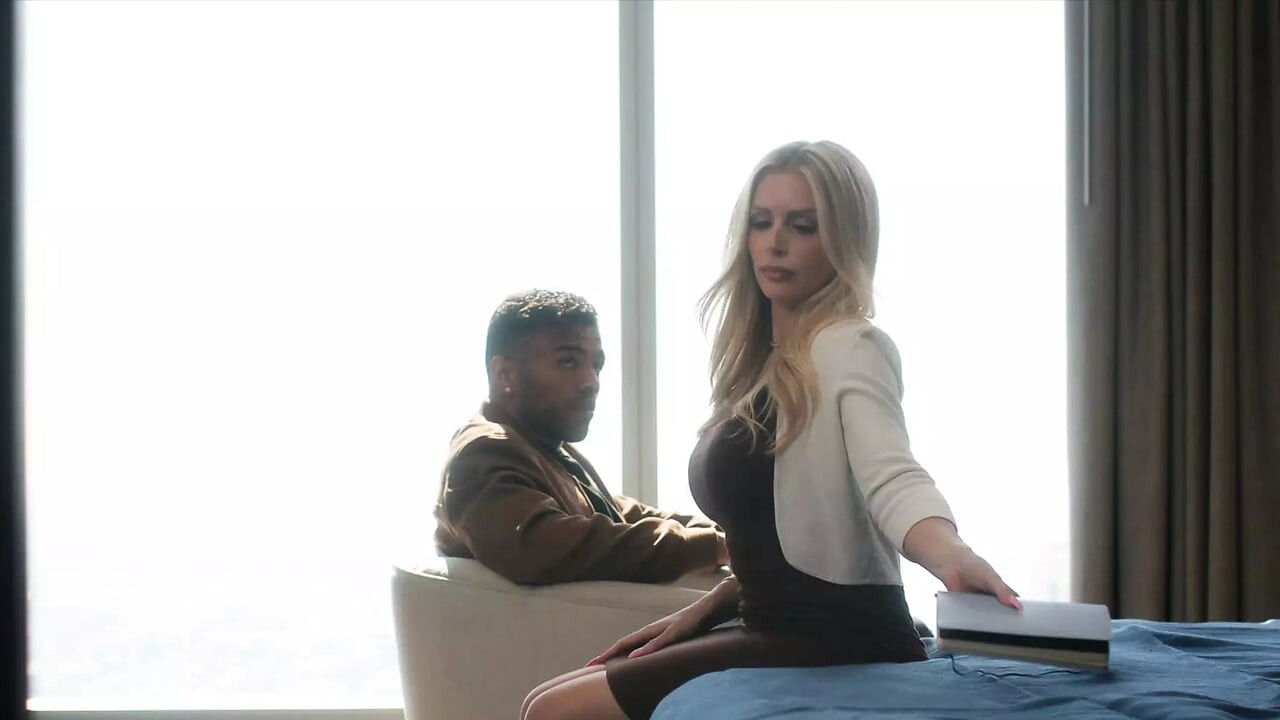 MILFY BBC-Hungry Divorcee Danielle Toys With Young Stud