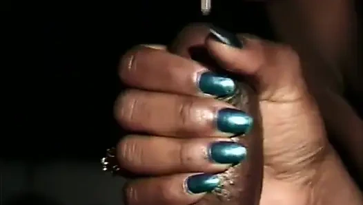 Siyah çift garajda seviyor