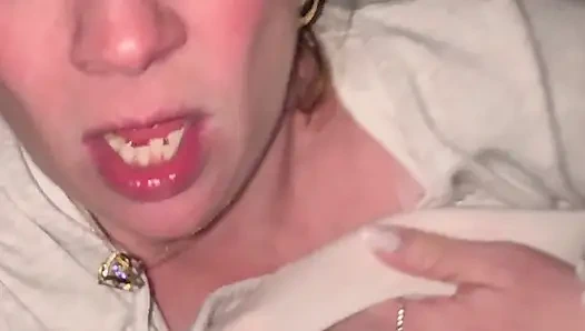 EX Freund meiner Schwester fickt mich Schwanger im 9 Monat in seinen Auto