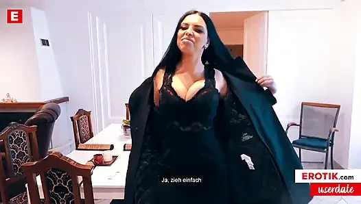 Naughty fuck date for Kira Queen