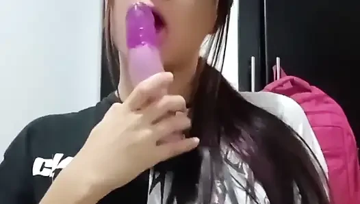 Infiltriertes video der kolumbianerin Yulieth Gomez