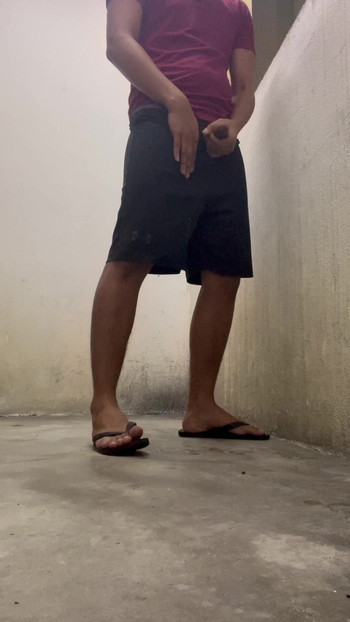 Jerking in public stair pt2