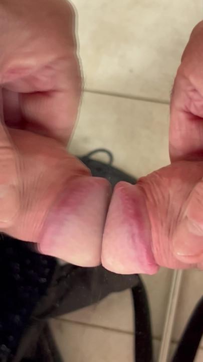 MY COCK NEEDS HELP.  MOUTH HAND OR PUSSY