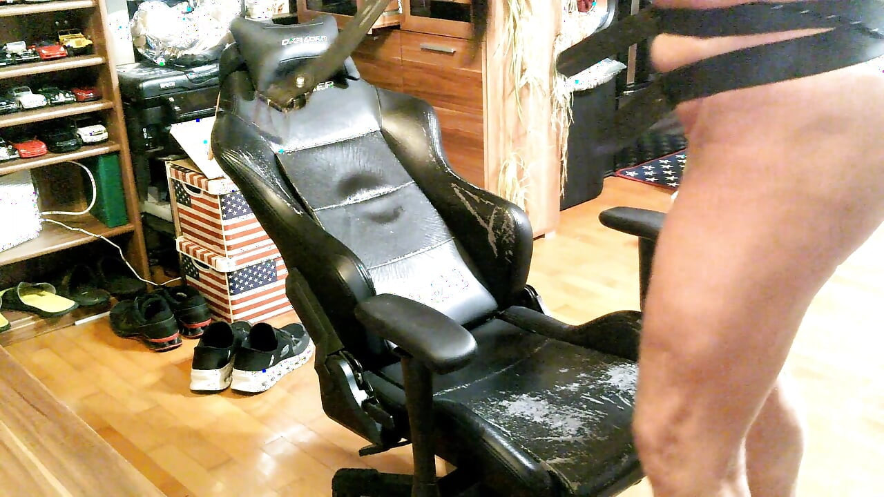 Torture the tightly tied cock and balls with electric shocks and whip them with a belt, then cum.