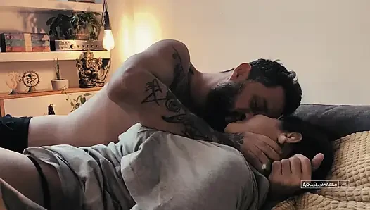 Марио Акул уничтожает киску Jeeh