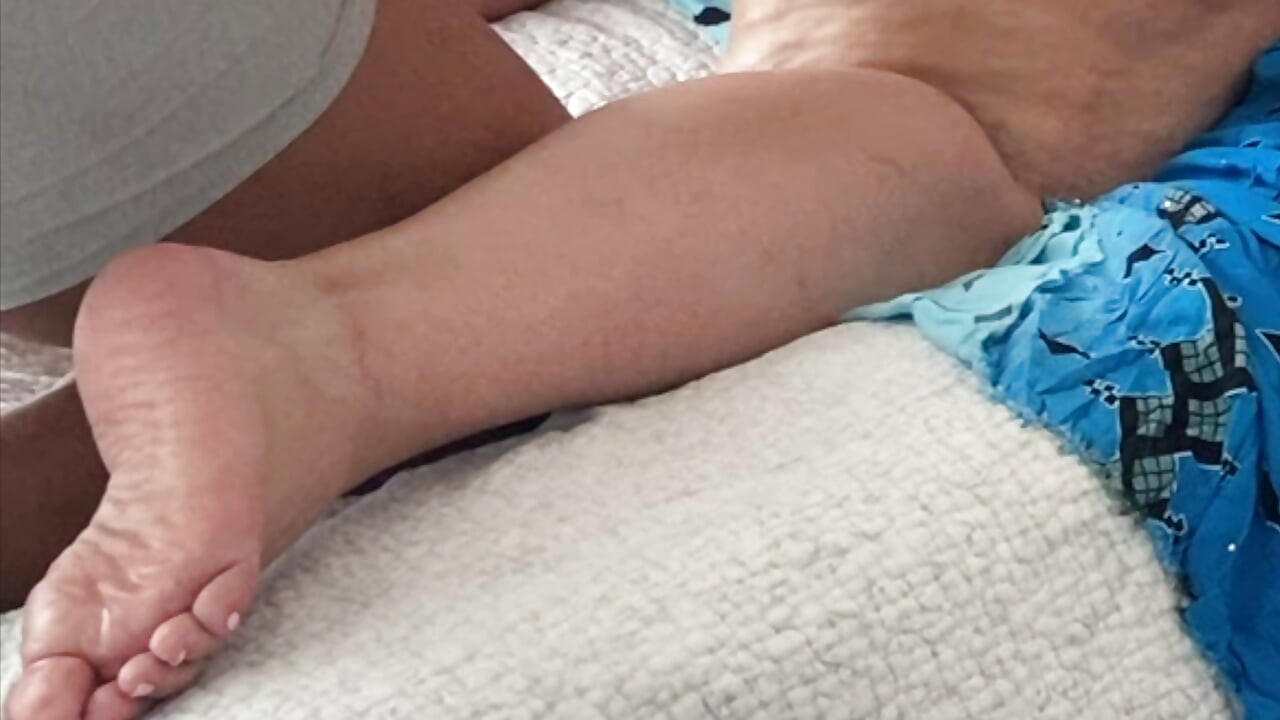 Máy bay bà già đít ngon ngọt thích xem bbc nut. Máy bay bà già người Anh hàng xóm chơi với bbc cứng. Đa chủng tộc