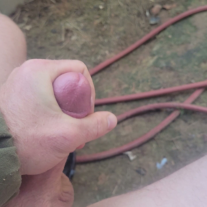 just enjoying the outdoor cumshots