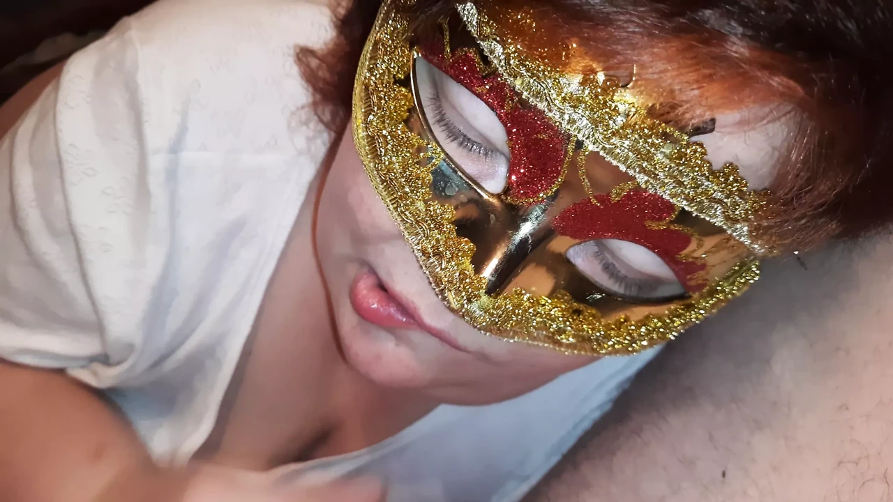 Hot blowjob from curvy Russian MILF with oral creampie