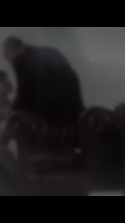 CHICAS CALIENTES CHUPAN VERGAS ENORMES Y DESPUÉS LAS COGEN HASTA CORRERSE | Clip 1