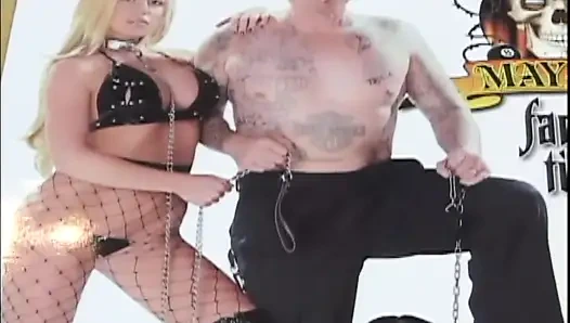 College-mädchen in college-uniform, arschficken, schwanzlutschen... in den mund kommen