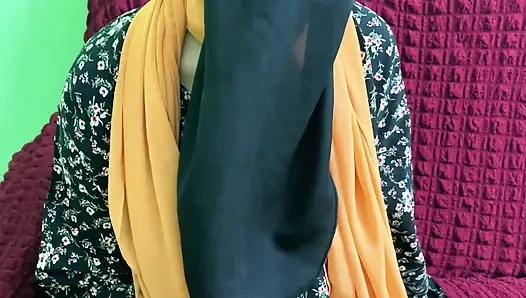 Meddam tolong beri aku waktu aku akan mengatur semua uang