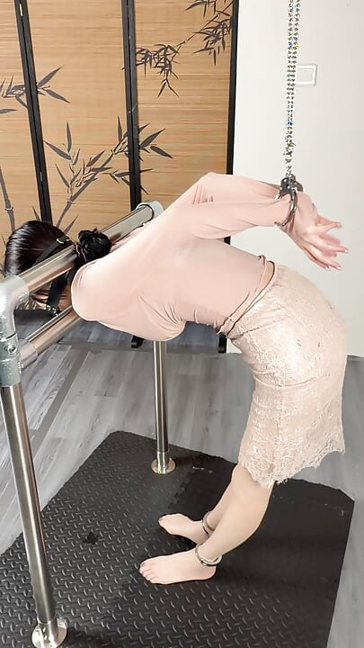 Metal Hell Posture Training