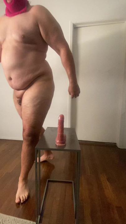 BubbleButt Sissy Riding Dildo