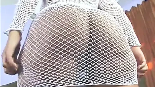 Tante semok dientot habis-habisan sama besar pria kulit hitam