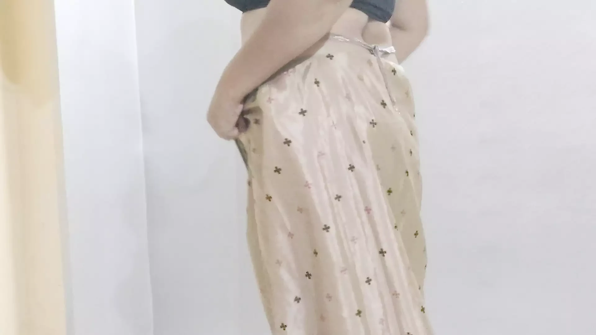Indian girl enjoying herself as she is very horny