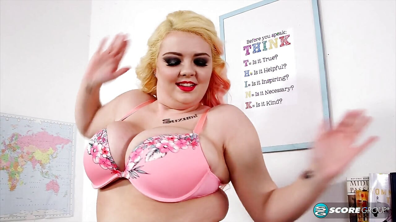 Suzumi Wilder suéter alumna Bustin