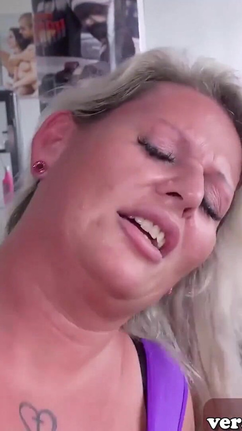 Chubby blonde German woman makes romantic userdate | Clip 3