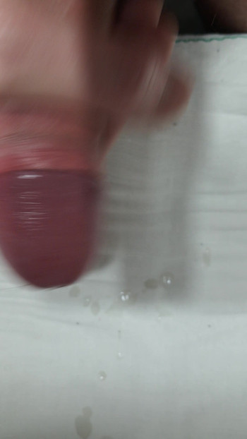 Unexpected cumshot!!