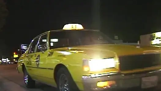 Wilde Taxifahrt mit heißen Überraschungen