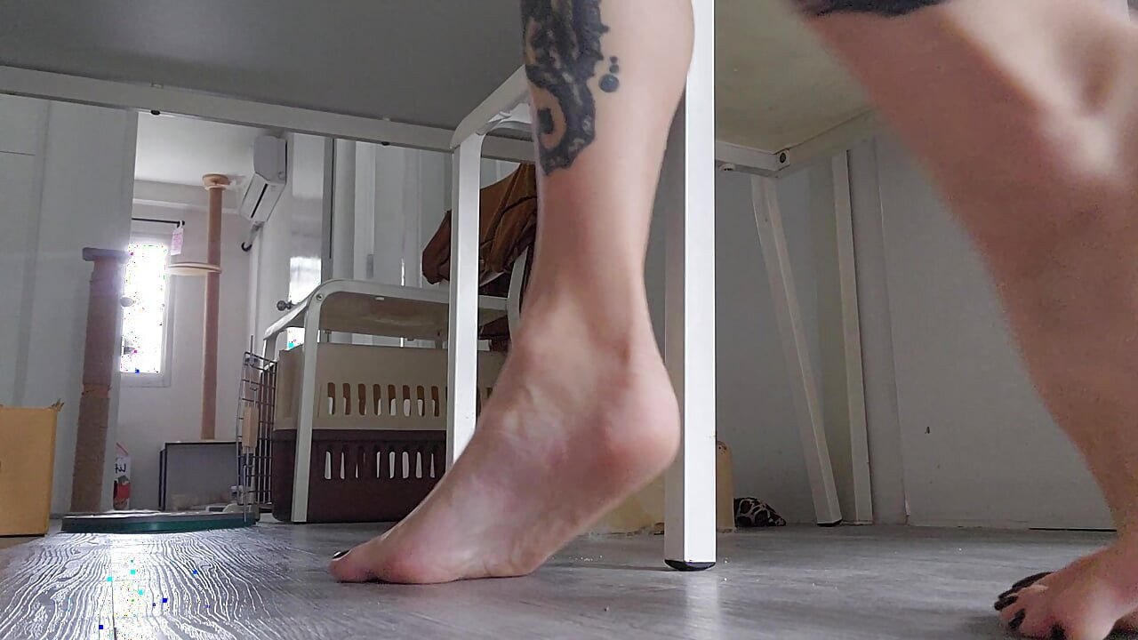 Ignore Foot Fetish Goddess with Black Pedicure