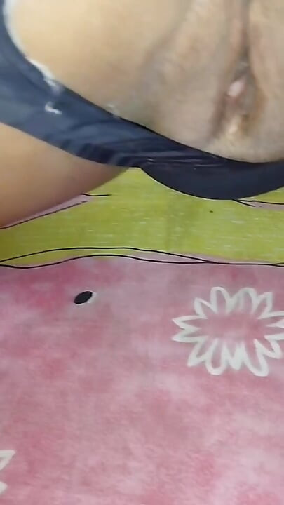 Sali Vena ko xada guff Vena huda hudai kina boyfriend rakhne gare "mero sali le vneko" ( Sali ko farting pussy)