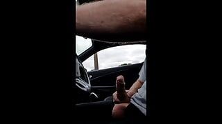 Masturbation en voiture